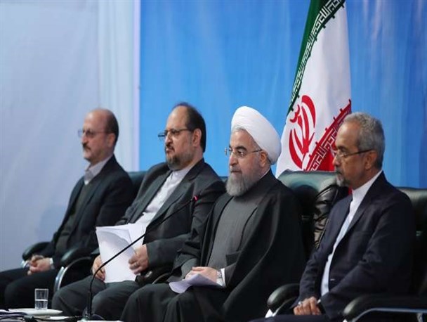 افتتاح پروژه‌های نیمه‌تمام و با تأخیر چند ده ساله , «آش دهن سوزی» برای کردستان نیست