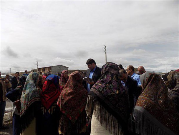 پیوستن فرماندار و گردشگران نوروزی گمیشان  به کمپین نه به تصادفات جاده ای + تصاویر