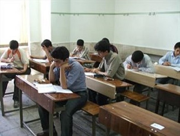 حضور ۶۰۰ دانش آموز در پایگاه‌های اعتکاف علمی نوروز۹۶