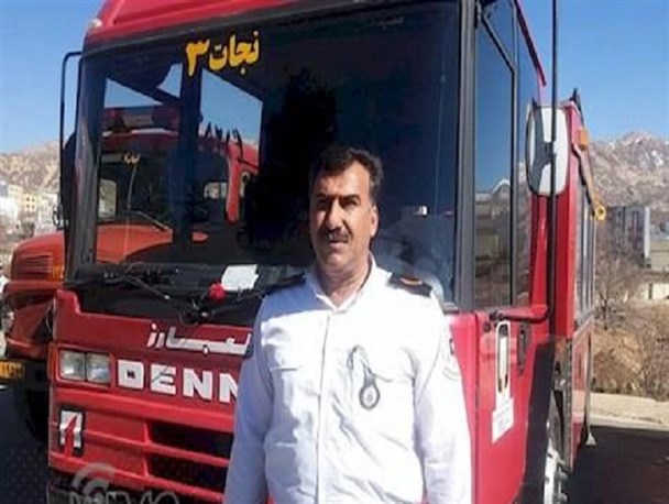 مهار آتش تنگ سریز با کمک نیرو های منابع طبیعی