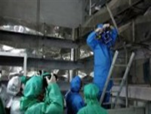 نویسنده عرب: ایران اورانیوم غنی سازی می کند و ما تنباکوی قلیان