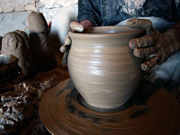 بازارچه صنایع دستی در دلیجان کلنگ زنی شد + عکس