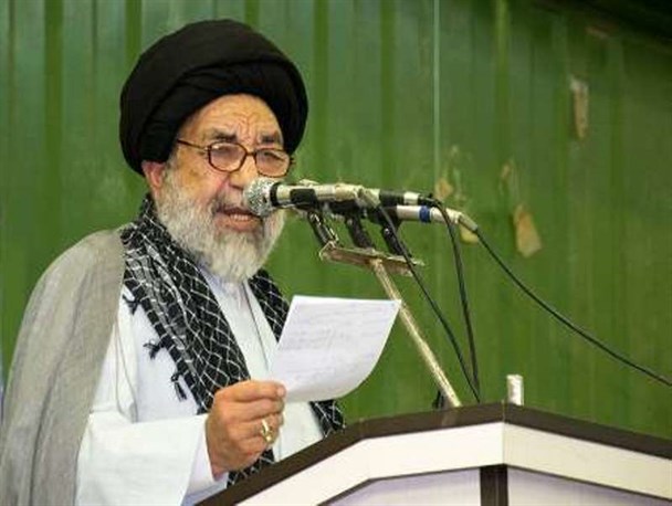 آمریکا ذاتا یک رژیم جنایتکار بوده به همین دلیل خودش را کدخدا می داند/ جوانان باید بیشتر حواس خود را جمع کنند