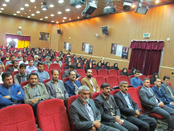 همایش سلامت با شعار مبارزه با دیابت در سربیشه برگزار شد
