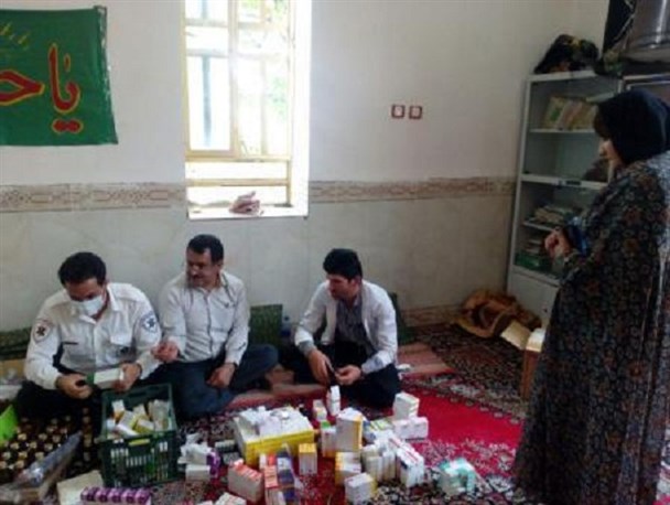 حضور پزشکان اورژانس 115 در محرومترین روستای کهگیلویه و بویراحمد/روستای سادات محمودی محروم از امکانات اولیه +عکس