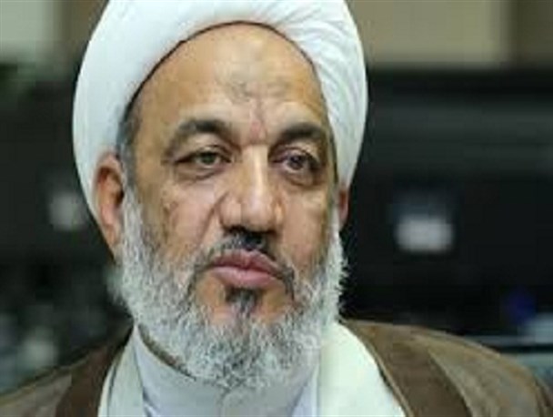 تبعیت همه جانبه از ولی فقیه، شاخصه مهم کاندیدای اصلح است