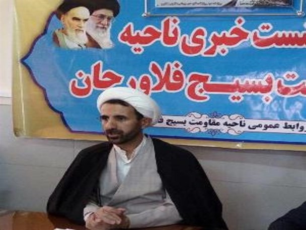 برخی با سخنرانی های خلاف واقع افکار عمومی را منحرف می کنند