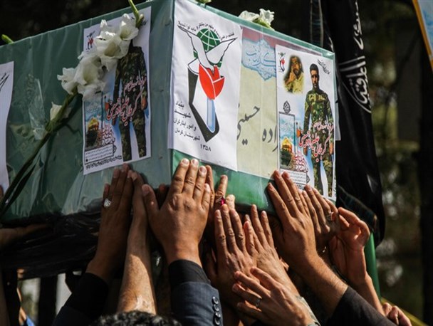 استقبال از شهید مدافع حرم فرمانده گردان فاتح تیپ فاطمیون کرمان/تصاویر