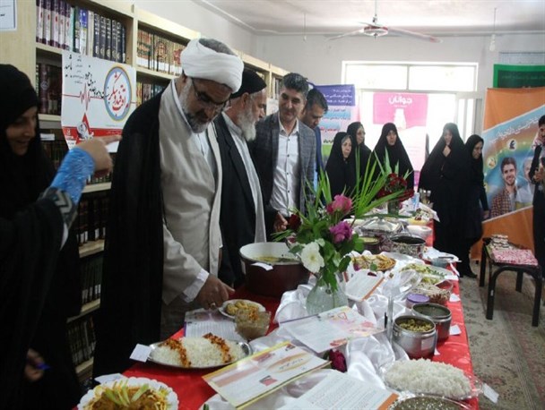 جشنواره غذا در مدرسه علمیه خواهران سعدیه رامیان+ تصاویر