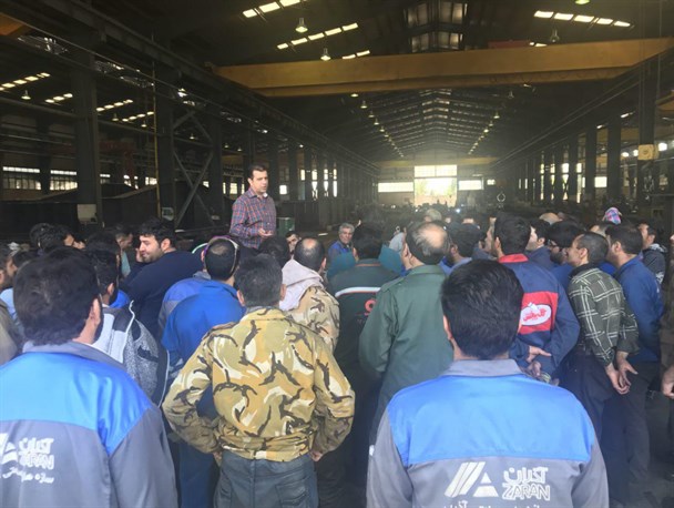 غربالگری کارگران کارخانه آذران در رباط کریم