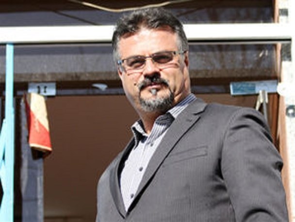 پیروانی وام دار قلعه‌نویی در عرصه مربیگری ست