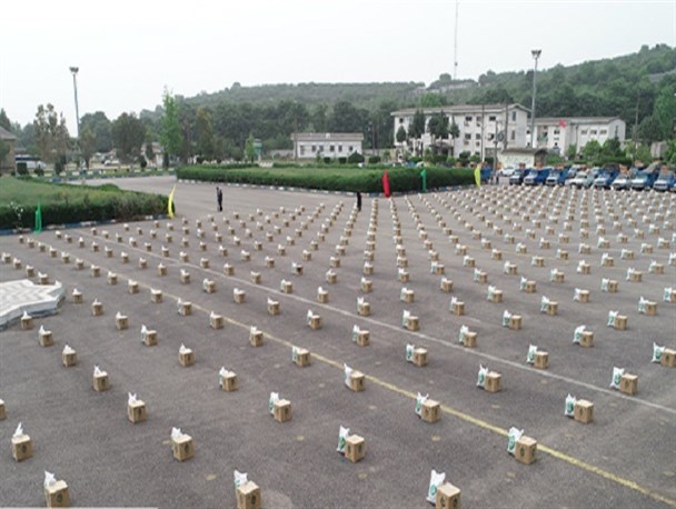 باز هم میدان‌داری کم‌نظیر در دیار علویان/ سفره مهربانی در ماه مهمانی خدا پهن شد