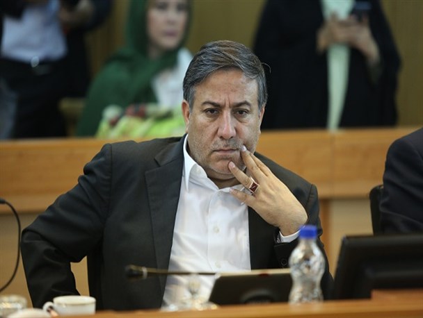 حل معضل ترافیک شهر تهران نیازمند مدیریت جهادی است