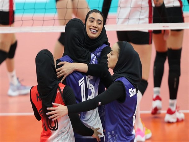 والیبال بانوان جام باشگاه‌های آسیا| شکست باریج اسانس مقابل نماینده تایلند/ اولین باخت نماینده ایران در قزاقستان