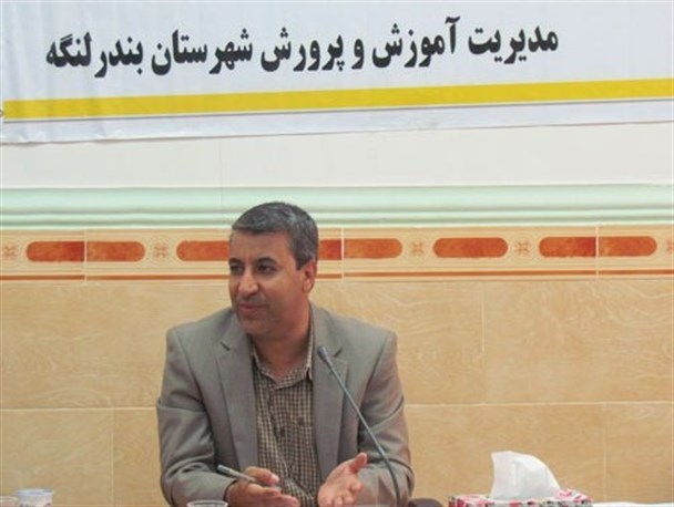 بیست و یک حوزه امتحانی ،مجری سنجش یادگیری سوادآموزان بندرلنگه ای هستند