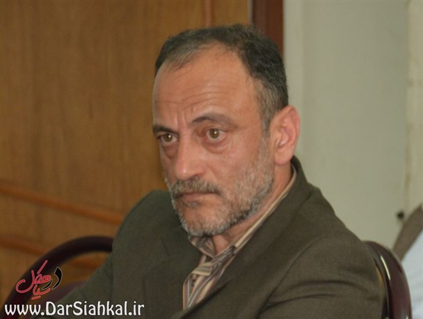 درآمد کسبه و بازاریان سیاهکل با تغییر مکان بازار هفتگی کم شده است