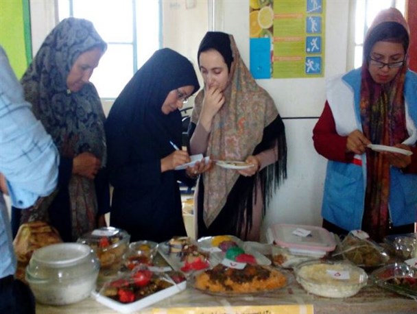 جشنواره غذاهای سنتی و جدید در مراوه تپه + تصاویر