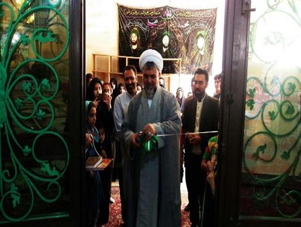 برپایی نمایشگاه بزرگ کتاب و اقلام فرهنگی با عنوان «ترنم وحی» در رودهن