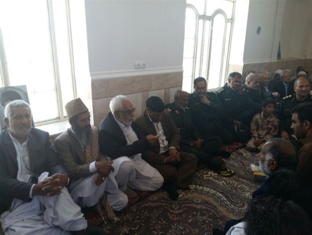 سران طوایف بابرخورد با متعدیان و زورگوریان از بروزاختلافات طایفه ای جلوگیری کنند/شناسایی و معرفی فرصت های اقتصادی توسط بزرگان طوایف صورت گیرد