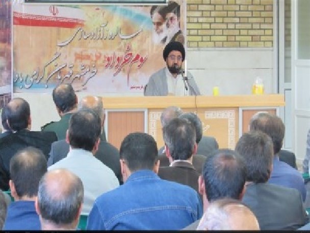 نفوذ حاصل تواضع در برابر دشمن است/ گمشده اقتصاد مقاومتی اقدام و عمل است