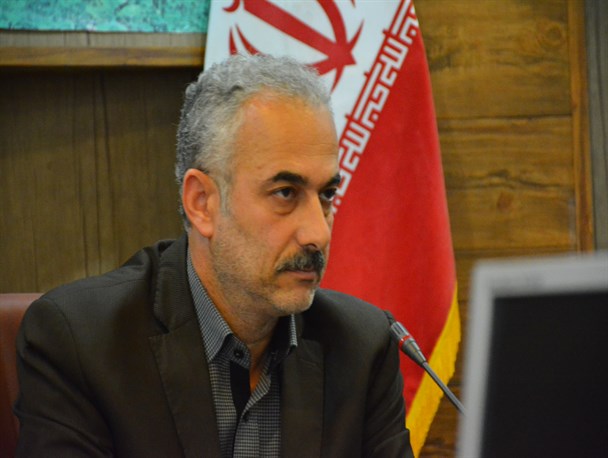 با مدیری که جلوی پروژه های سیاهکل را بگیرد برخورد می کنم