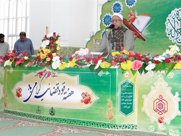 برگزاری محافل انس با قرآن باعث خرسندی و عاملی در پیوند بیشتر با کتاب نورانی خداست
