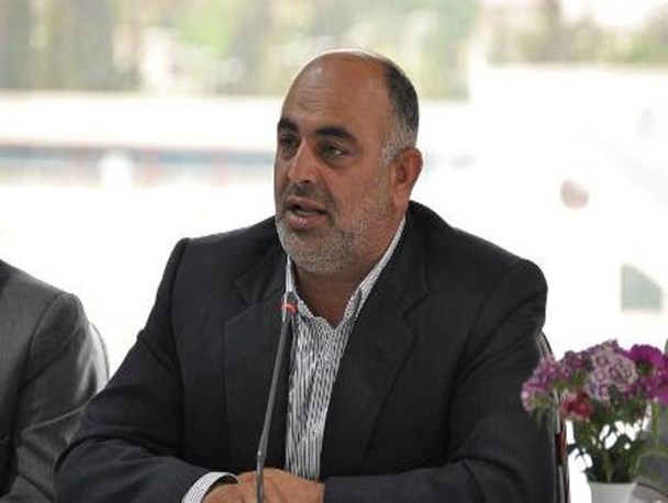 مسئولان تنها در فصل گرما به فکر رفع مشکل کم‌آبی بهنمیر می‌افتند/ مردم بهنمیر برای فروش گندم مشکل دارند