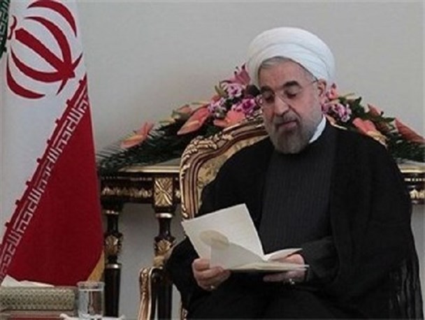وزارت علوم دولت تدبیر و امید چگونه تبعیض‌های دانشگاه را توجیه می‌کند؟/ آیا زمان اجرای متعهّدانه قانون اساسی فرا نرسیده است؟