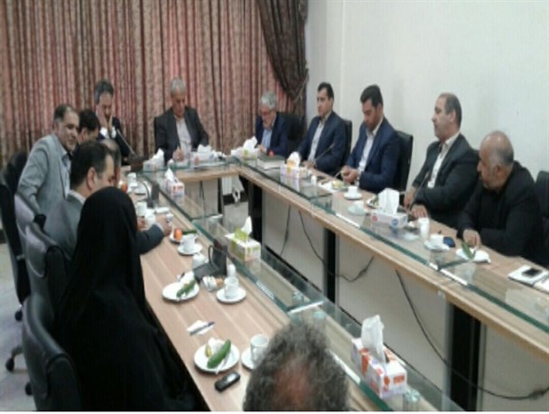 برگزاری نشست با حضور معاون توسعه روستایی و مناطق محروم ریاست جمهوری جهت رفع مشکلات و موانع حوزه روستایی