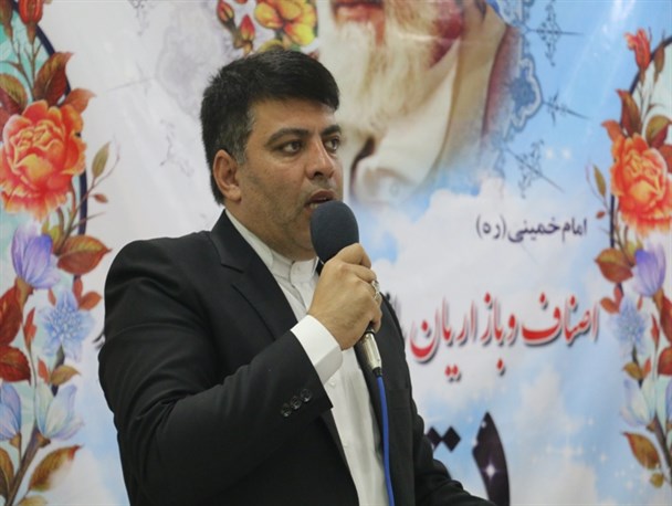 ظرفیت بازار برای خود اصناف و کسبه مجهول است/ شاهد قیمت‌های مختلف در یک نوع صنف هستیم