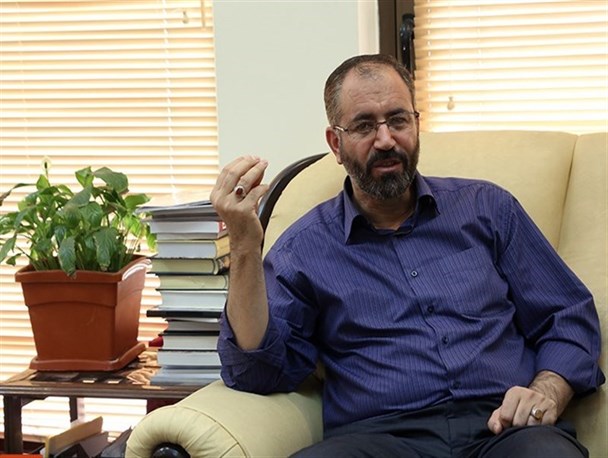 محسن مؤمنی‌شریف به عنوان رئیس حوزه هنری ابقا شد