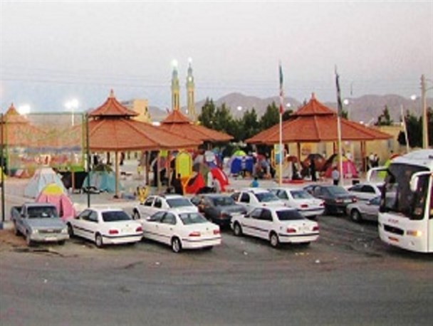 گلایه رانندگان و مسافران از نبود استراحتگاه در محور‌های خراسان جنوبی/ وجود ۱۴ مجتمع خدماتی رفاهی