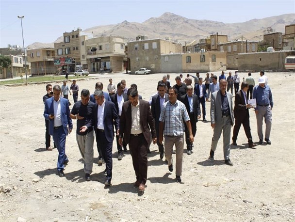 دستگاه‌های خدمات رسان در رفع مشکلات نایسر با شهرداری همکاری کنند/ ایجاد نهضت اجرای آسفالت در نایسر