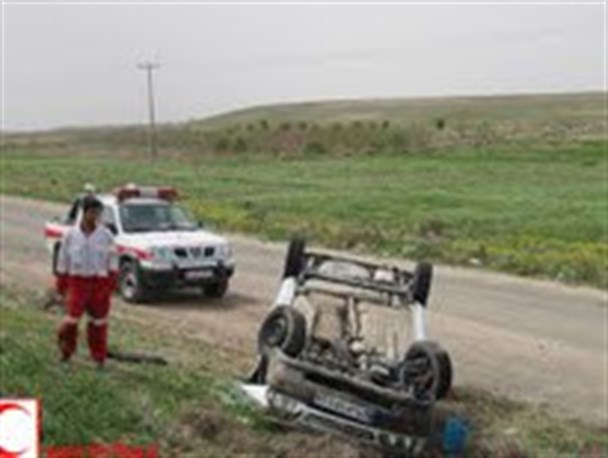 واژگونی خودرو پراید در مه ولات ۵ مصدوم برجای گذاشت