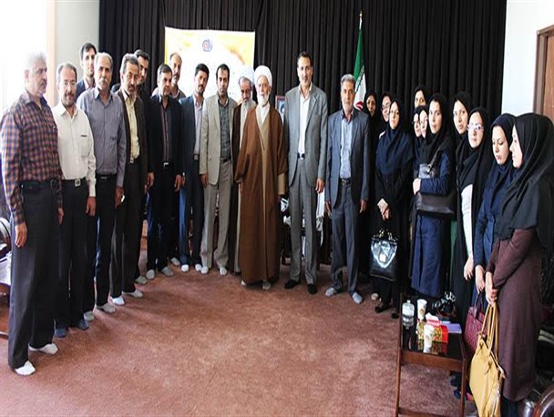 کارکنان فنی و حرفه ای با امام جمعه همدان دیدار کردند