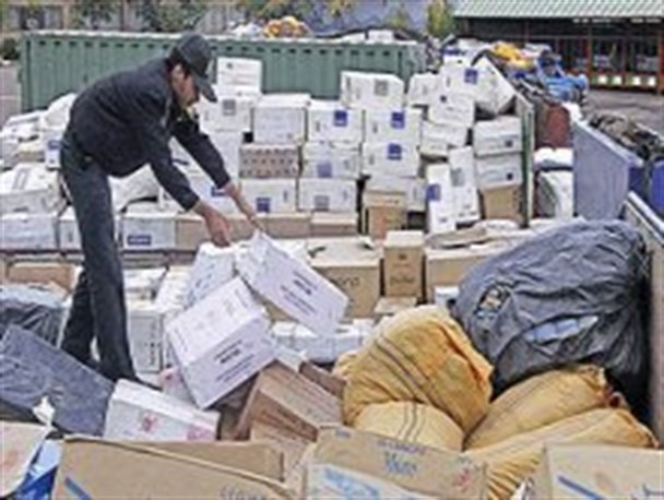 حضور فعال گشت‌های مشترک سیار بازرسی از اصناف استان زنجان/ قاچاقچی البسه در زنجان 27 میلیارد ریال جریمه شد