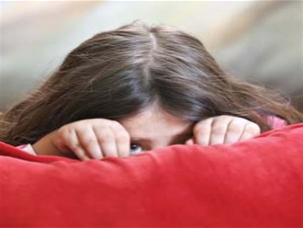 با تصمیمات غلط کودک موافقت کنید