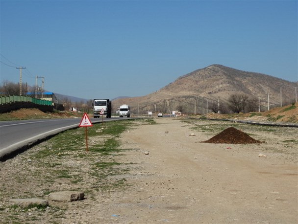 میدان نیمه کاره فردوسی پنج ساله شد / حفر کانال گاز مانعی جدید بر سر راه تکمیل شدن میدان