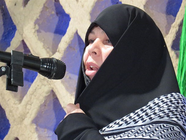 غارت بیت المال توسط پدر و برادران فائزه و دادن دست دوستی با دشمنان/اگر فائزه نگران حجاب است به جای فتنه گری قدمی برای ترویج حجاب بردارد