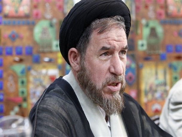 دستگاه سیاست خارجه به خاطر شیخ زکزاکی باید از جایگاه و اعتبار خود هزینه کند