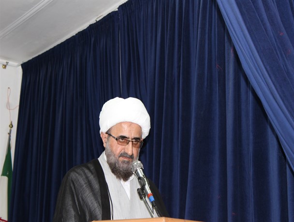 نماز جمعه نقطه اتصال بین حاکمیت ومردم است/ نماز جمعه، مهمترین پشتوانه نظام اسلامی است