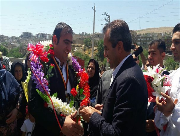 ورزشکار سردشتی قهرمان مسابقات بین المللی ووشو در کشور آلمان شد