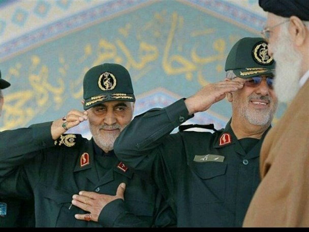 ادبیات سردار سلیمانی بیانگر اقتدار انقلاب اسلامی است/ آمریکا به دنبال دو قطبی کردن ایران است