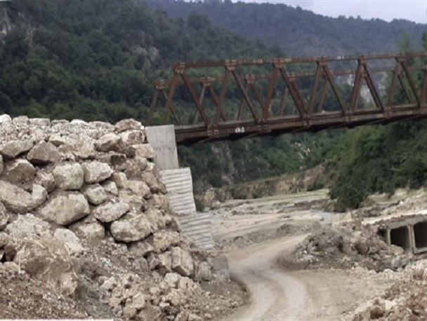 آخرین روند ساخت پل ارتباطی 60 روستای بالادست سد«گلورد»