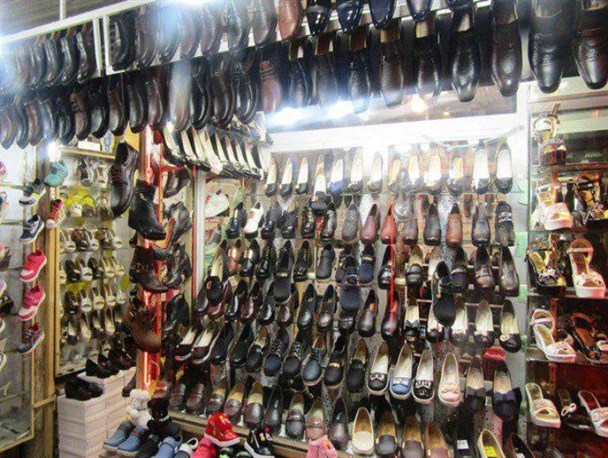 مشکل اساسی تولید کنندگان کیف و کفش اجاره بها ملک است