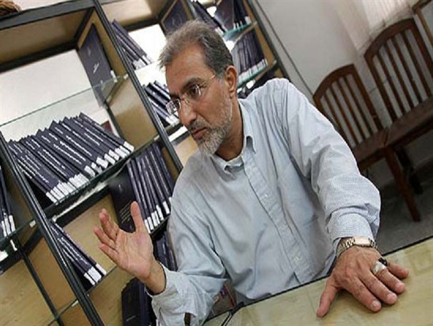 انتقاد "راغفر" از فعالیت تیم اقتصادی دولت در بخش خصوصی/ کابینه روحانی نیار به افراد جوان تری دارد