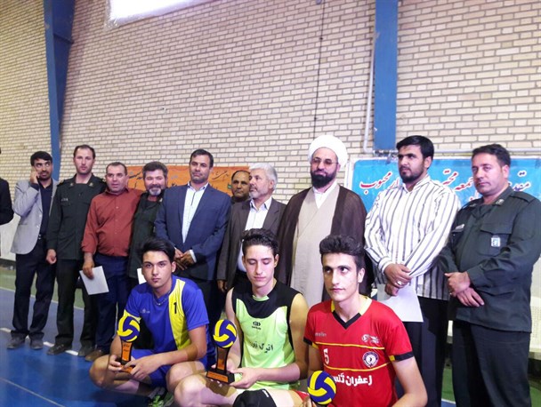 تیم والیبال فاروج قهرمان مسابقات نوجوانان خراسان شمالی شد