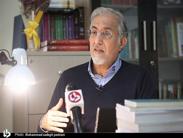 دولت سیزدهم سریع‌تر اقدام کند؛ فرصتی برای آزمون و خطا نداریم/ بی‌برنامگی در دولت قبل موج می‌زد/ تیم جوان اقتصادی دولت توانایی کنترل تورم را دارد