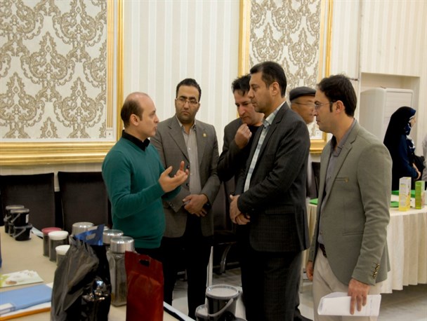 برگزاری همایش کود در استان قم به مناسبت هفته دولت