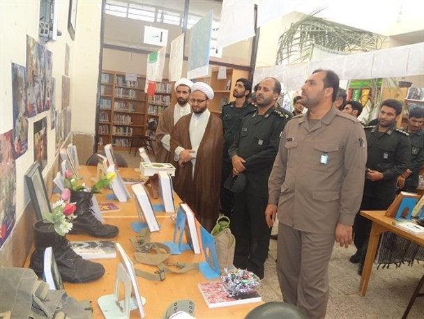 مسئولان باشتی از نمایشگاه دفاع، ایثار و شهادت در باشت بازدید کردند+تصاویر